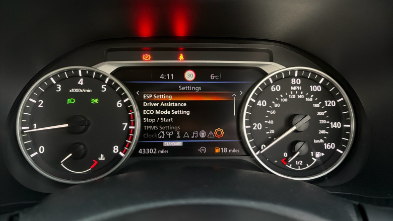 Nissan Juke 1.0 DiG-T 114 N-Connecta 5dr Petrol Hatchback